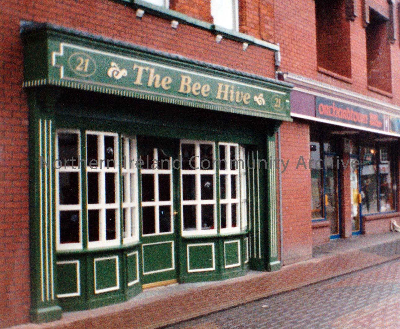 The Bee Hive Cafe