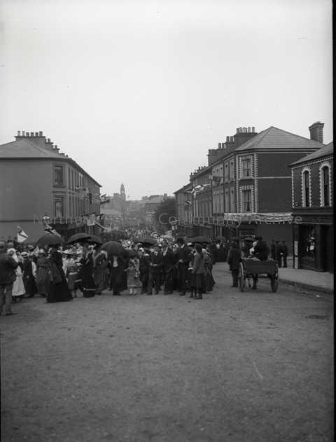 Parade in Coleraine (2383)