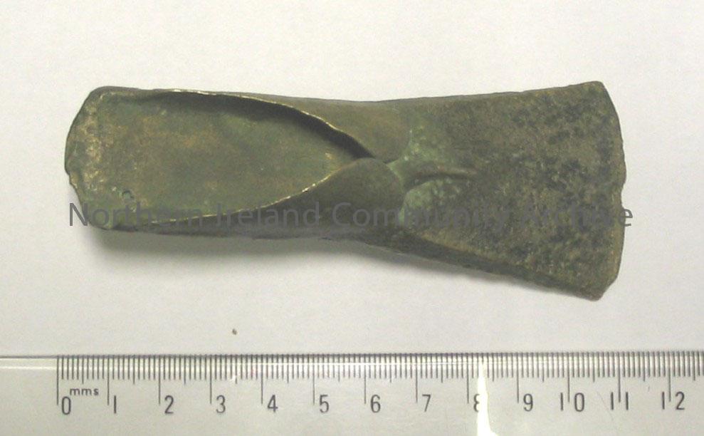 flanged axe, known as a palstave – 1992.10 (1)