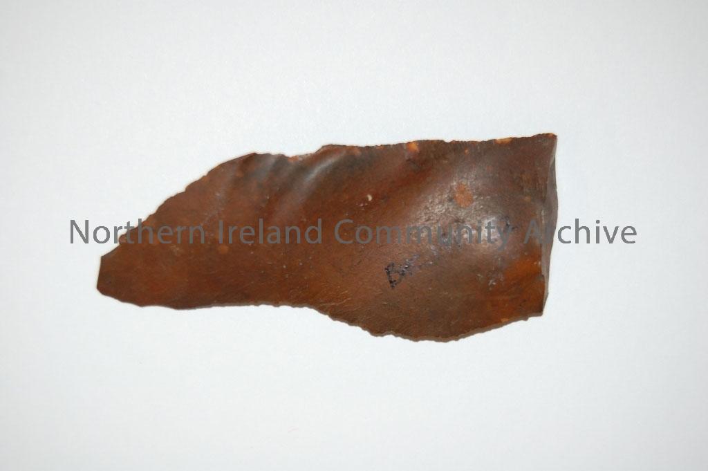 brown flint, long triangular shape – 1997.32 (2)