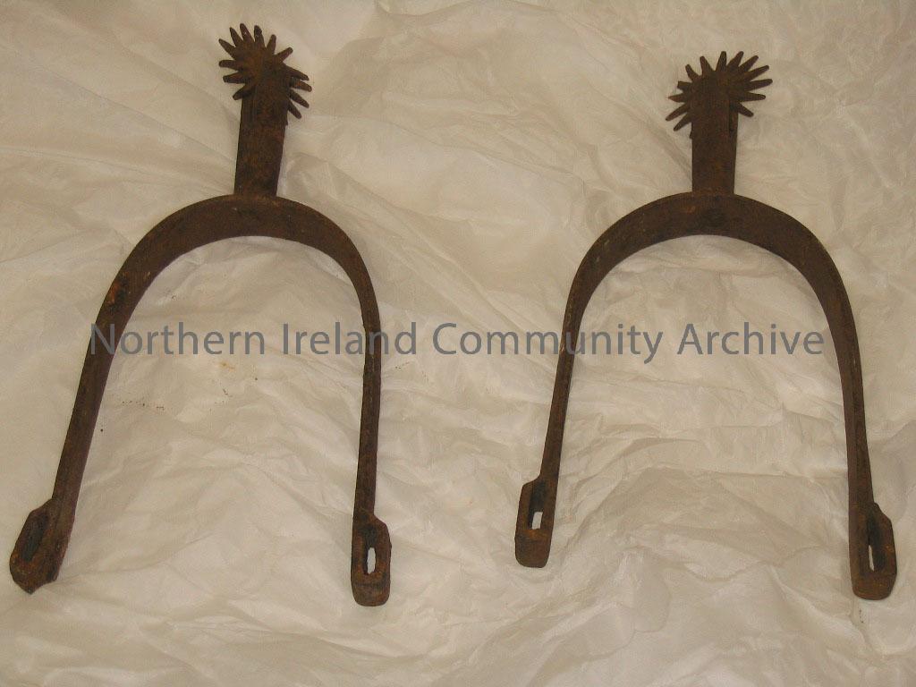 pair of spurs of Captain John Nevin, who led a local band of United Irishmen in the 1798 rebellion. He escaped to America, where he settled in Knoxvil… – 2007.4 (4)
