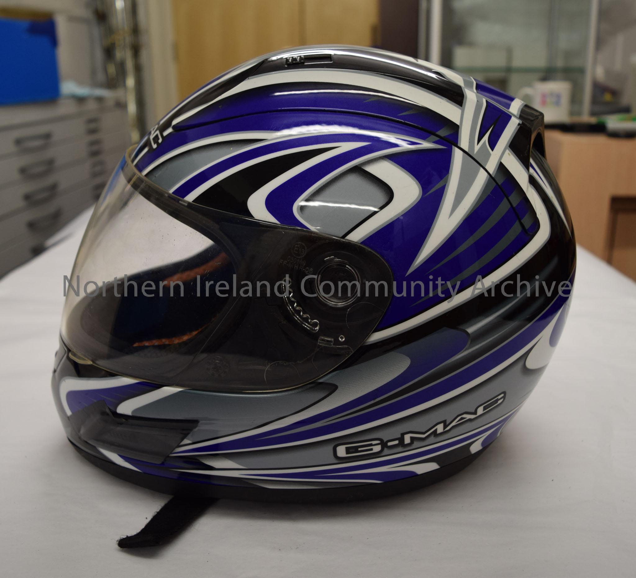 G-Mac motorcycle helmet. Blue, black, white and grey patterned. – 2016.15 (3)