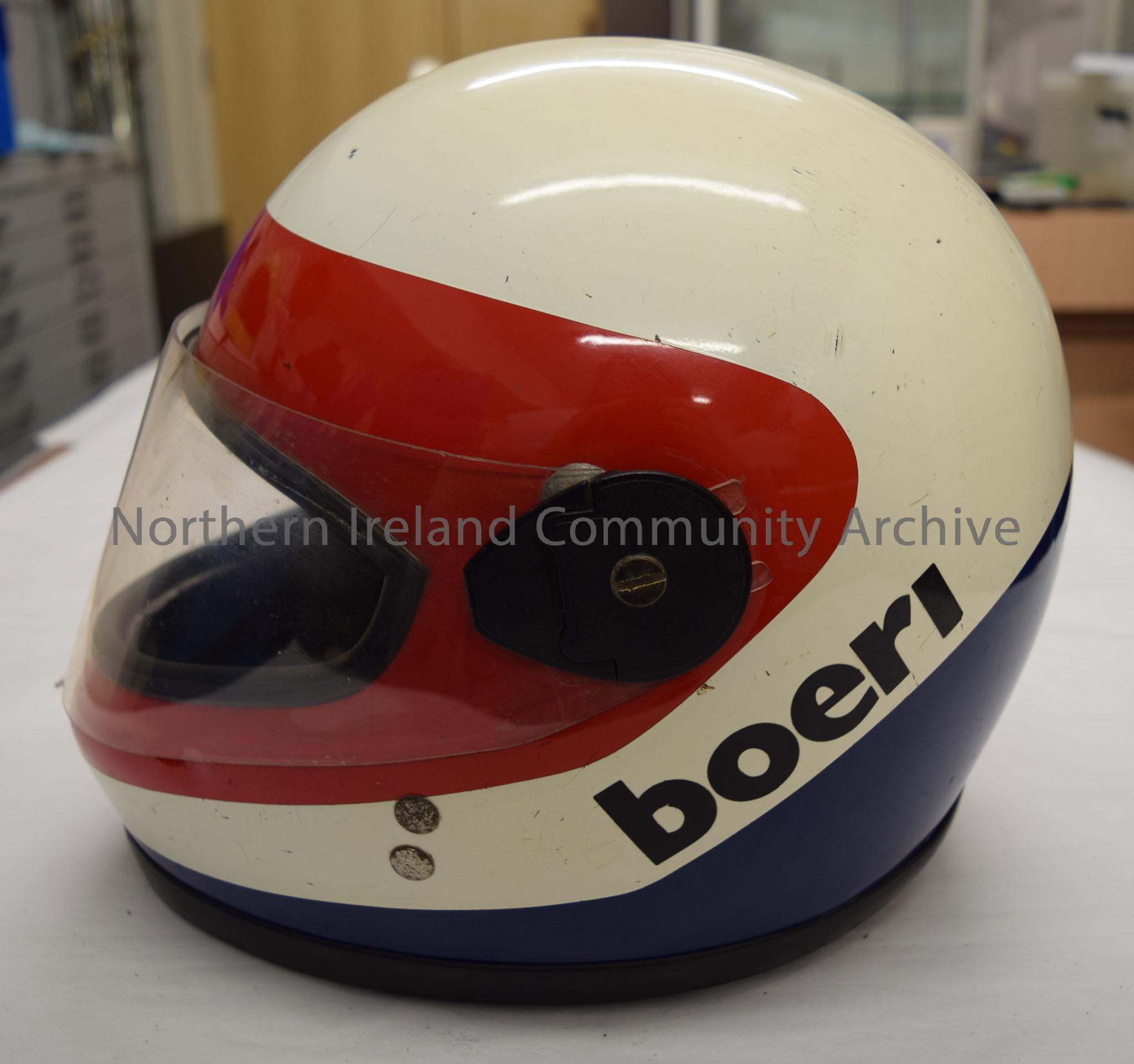 Boeri motorcycle helmet. White with red front and blue around the bottom and back – 2016.21 (3)