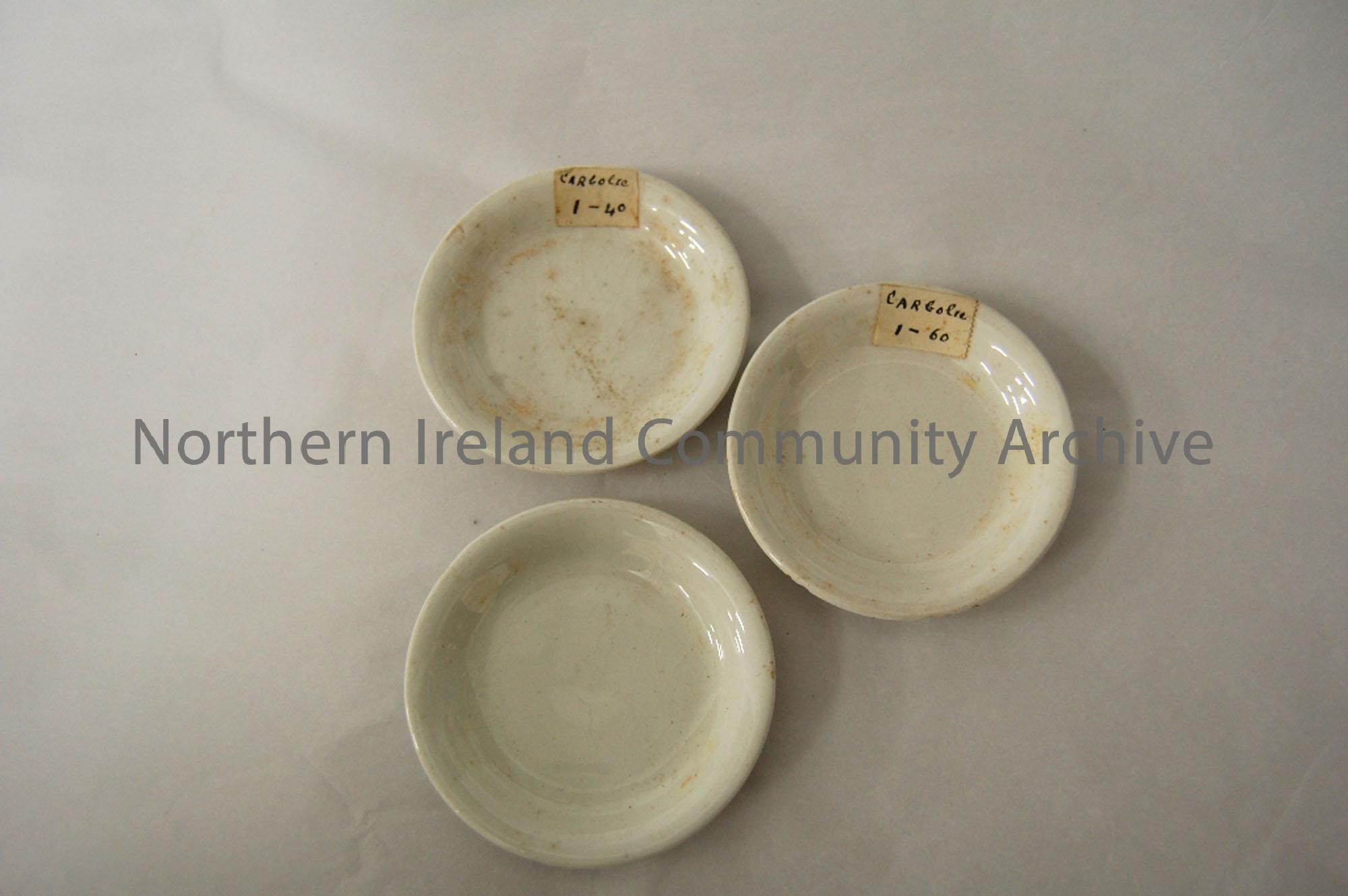 3 small white saucers (two of which labelled: “Carbolic 1-40” & “Carbolic 1-60”)