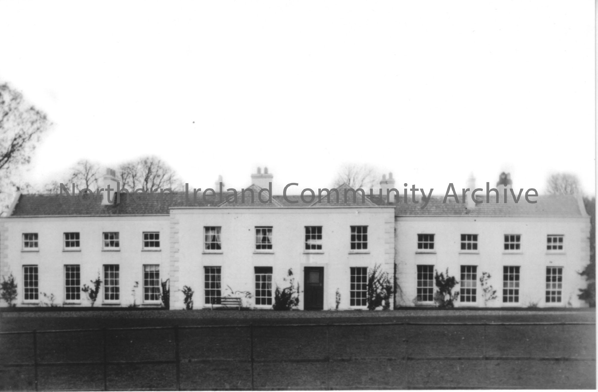 Black and white photographs of O’Harabrook House