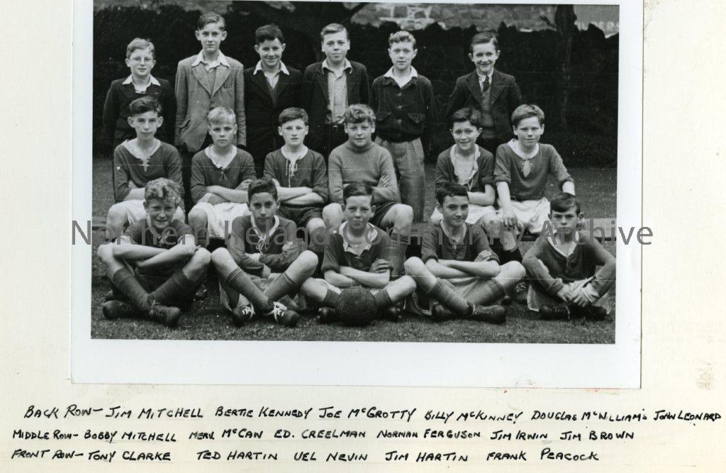 Irish Society’s School Football Team, 1938 (2212)
