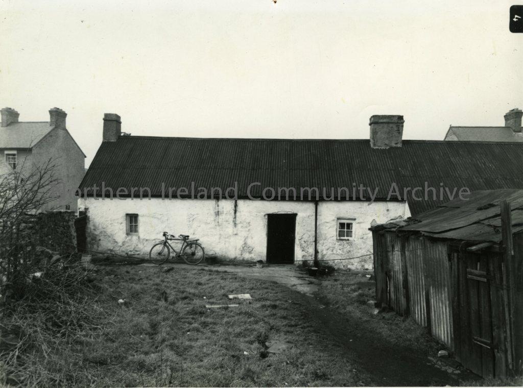 Black and white photograph of 76/77 Long Commons (from rear), Coleraine, 1957 (3122)