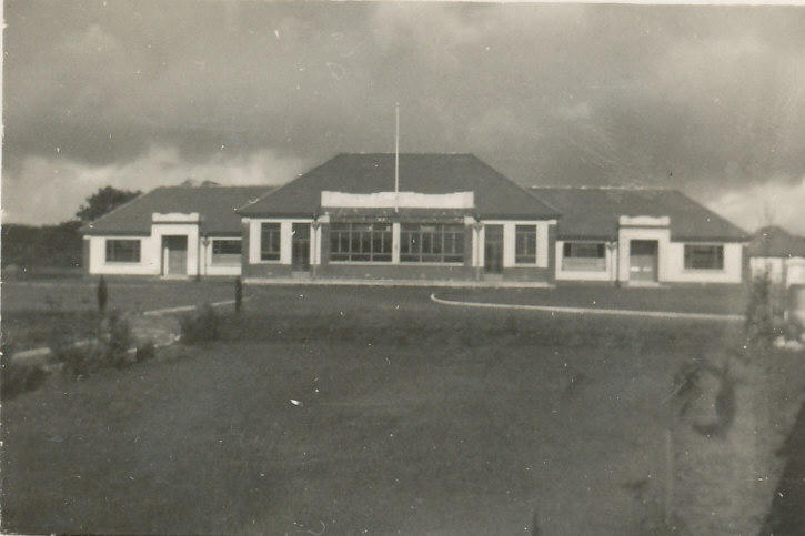 Photograph of the new school c.1937
